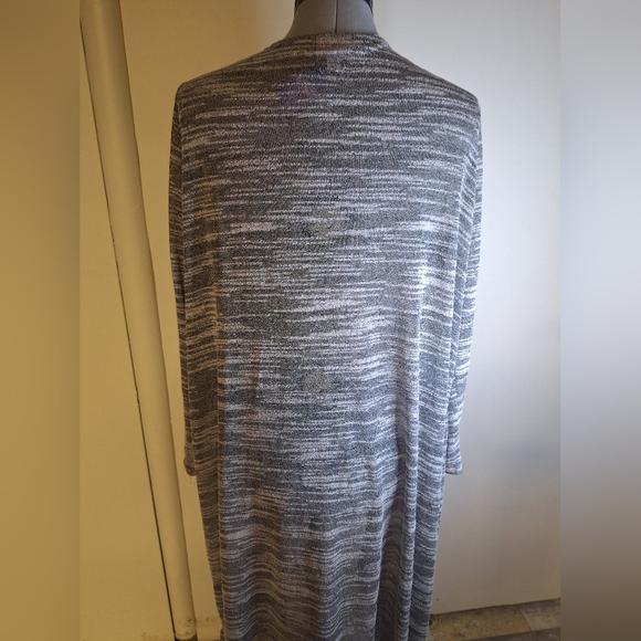 LulaRoe Grey Striped Long Cardigan Size L - Picture 5 of 6